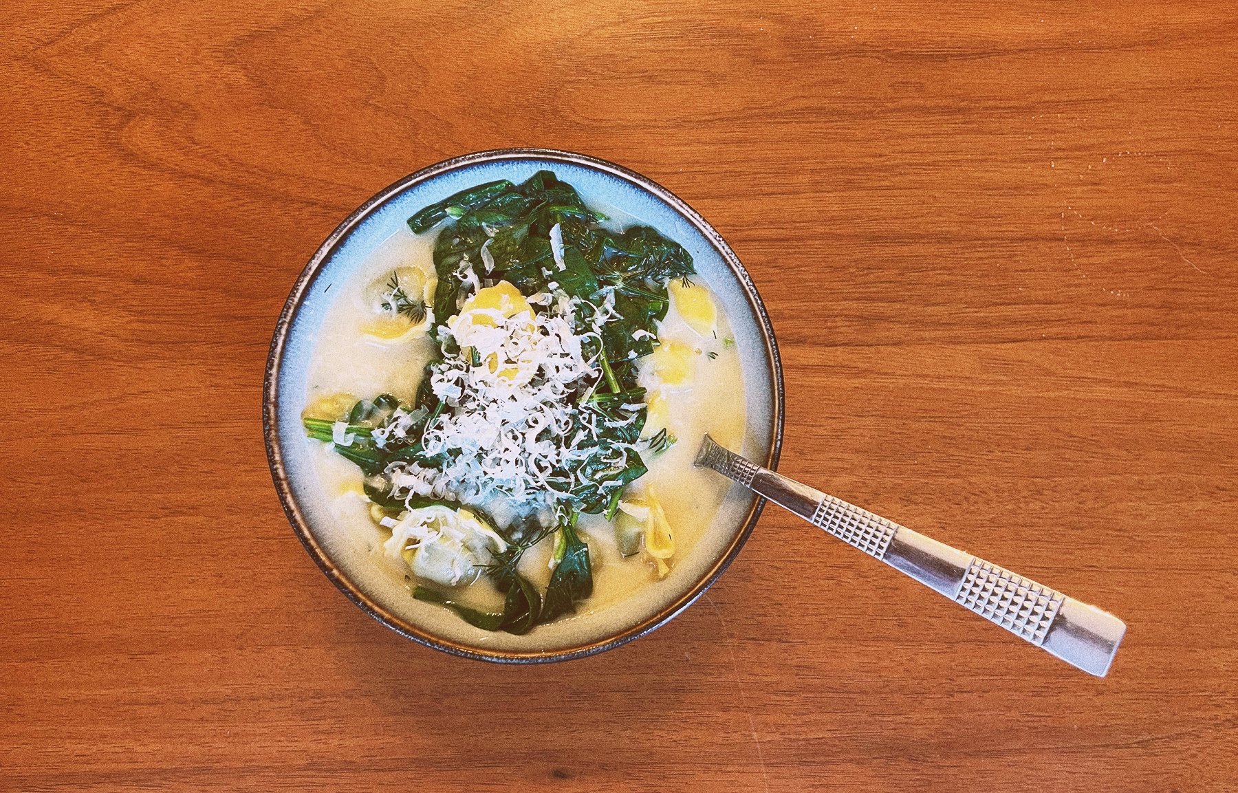 Lemony Tortellini Soup